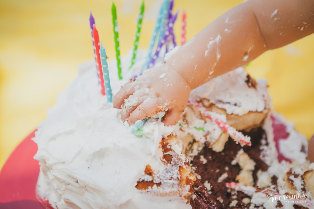 amarelinha_fotografia_de_ensaio_infantil_smash_the_cake_e_smash_the_fruit_rio_de_janeiro_marapendi_bosque_da_barra_jardim_botanico_lagoa_e_sitio_meio_do_mato-154